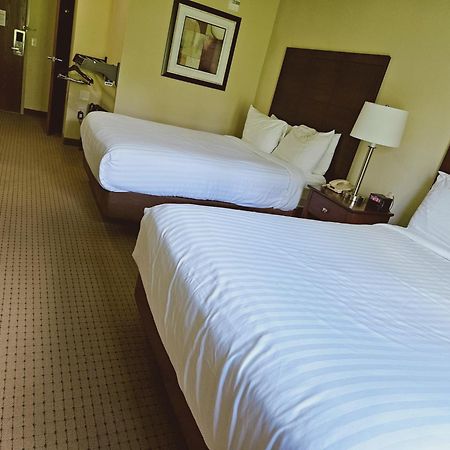 Cobblestone Inn & Suites - Bloomfield Bagian luar foto