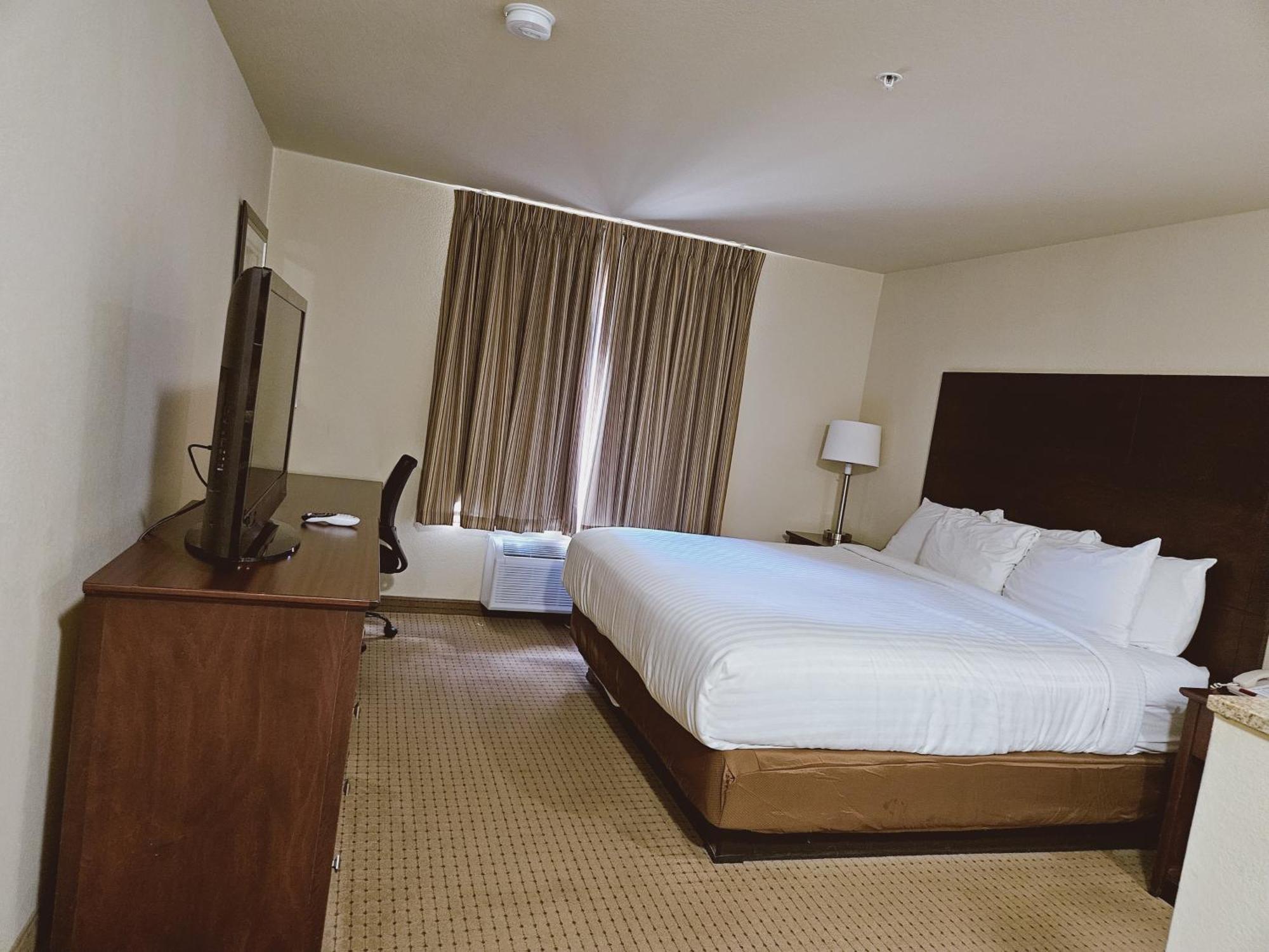 Cobblestone Inn & Suites - Bloomfield Bagian luar foto